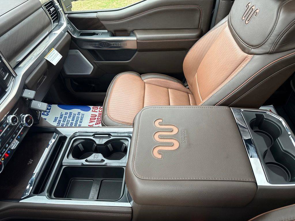 New 2026 Ford F250 King Ranch w/ Chrome Package AWD/4WD image 40