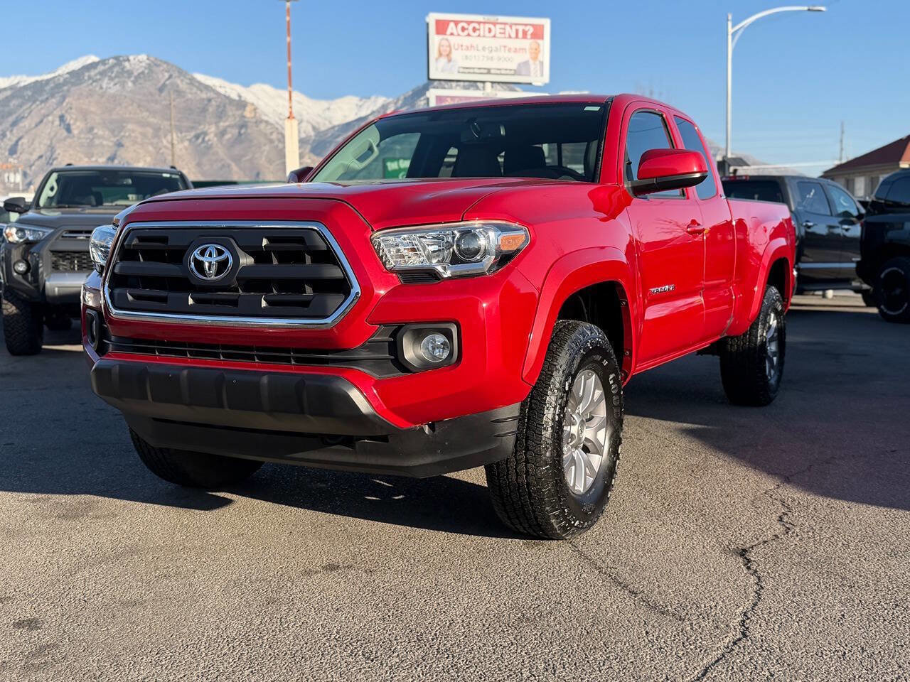Used 2016 Toyota Tacoma TRD Sport image 59