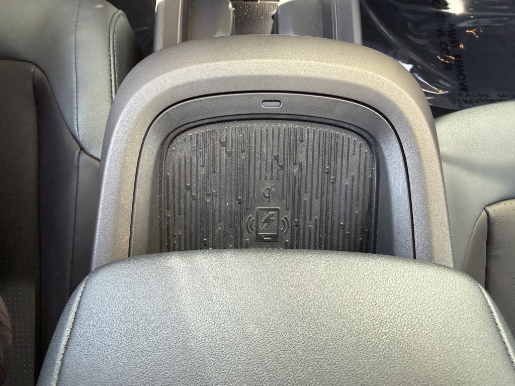 Used 2026 Nissan Leaf SV+ w/ Floor Mat Package (SV+) FWD image 23