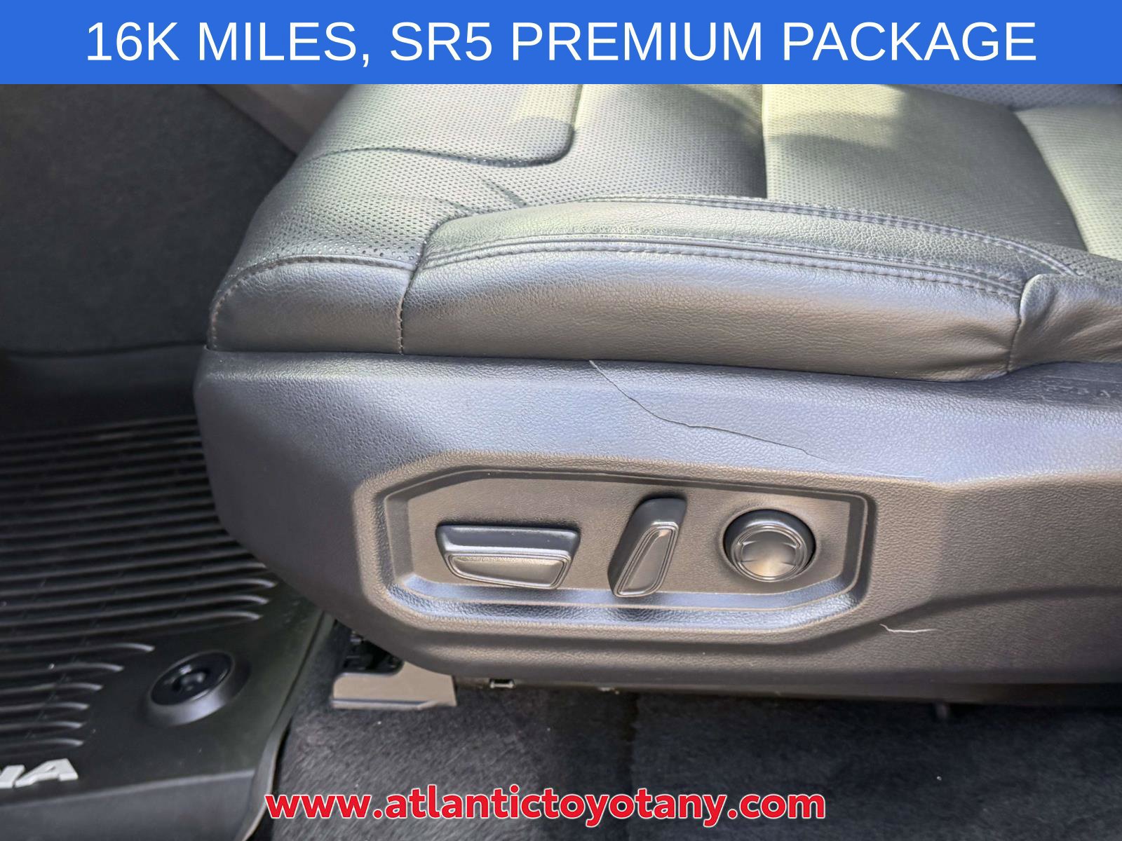 Used 2024 Toyota Sequoia SR5 w/ SR5 Premium Package AWD/4WD image 21