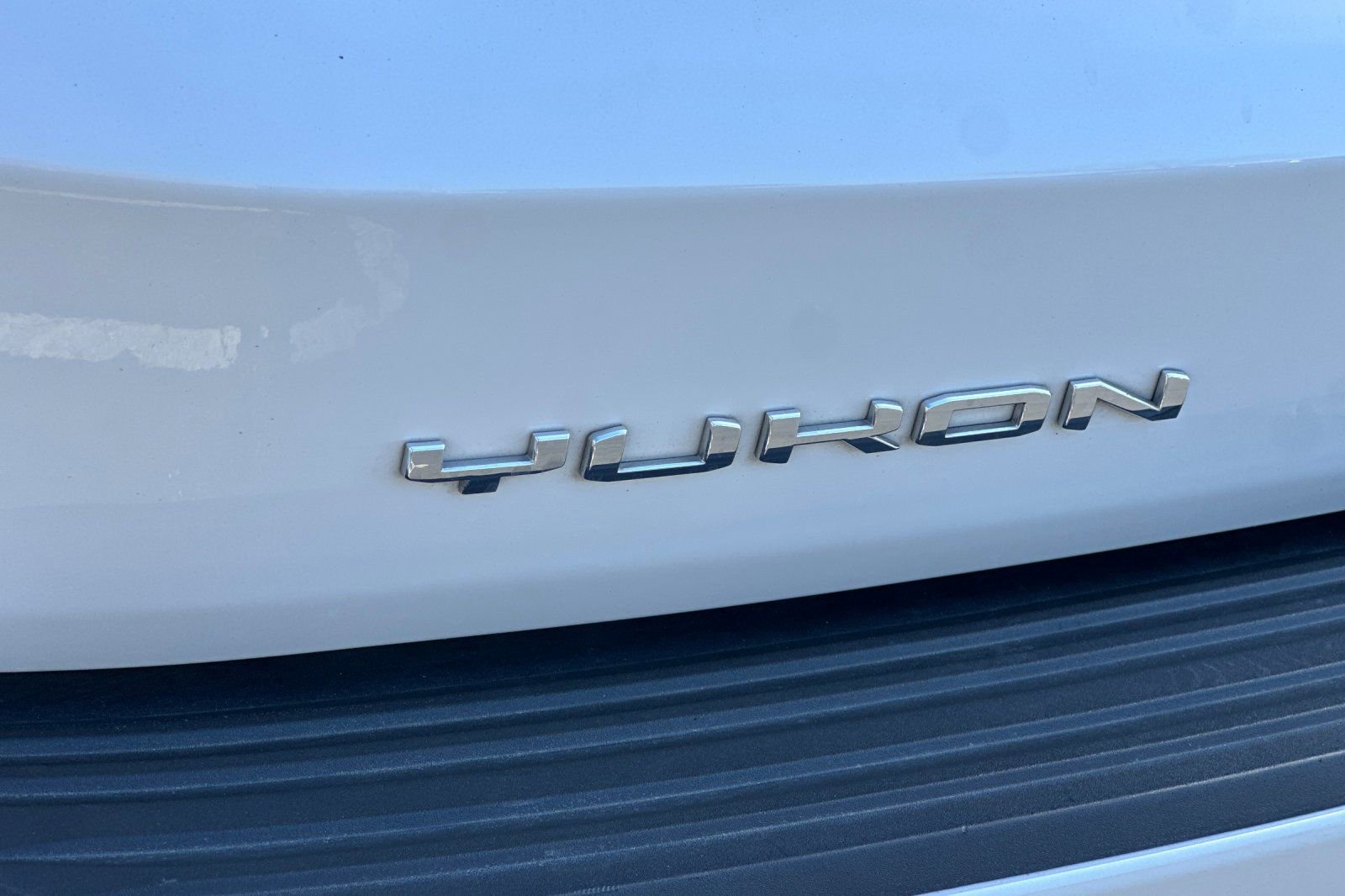 Used 2023 GMC Yukon SLT AWD/4WD image 50