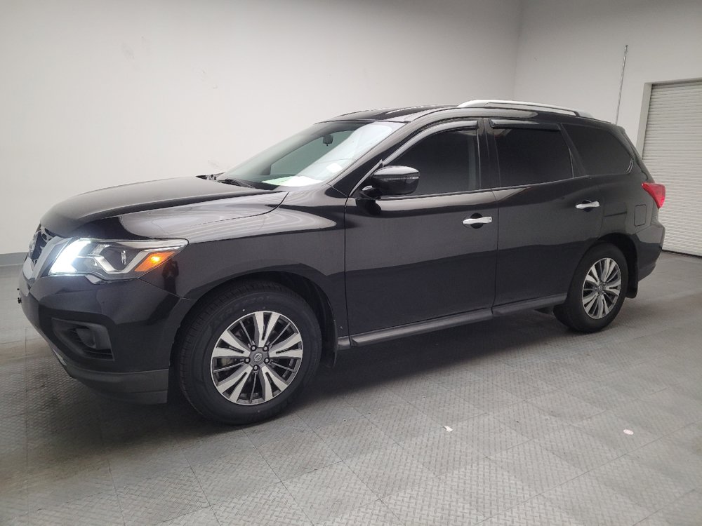 Used 2020 Nissan Pathfinder S FWD image 2