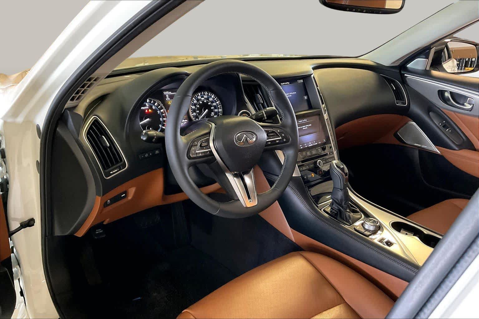 Used 2023 INFINITI Q50 Luxe w/ Cargo Package RWD image 15