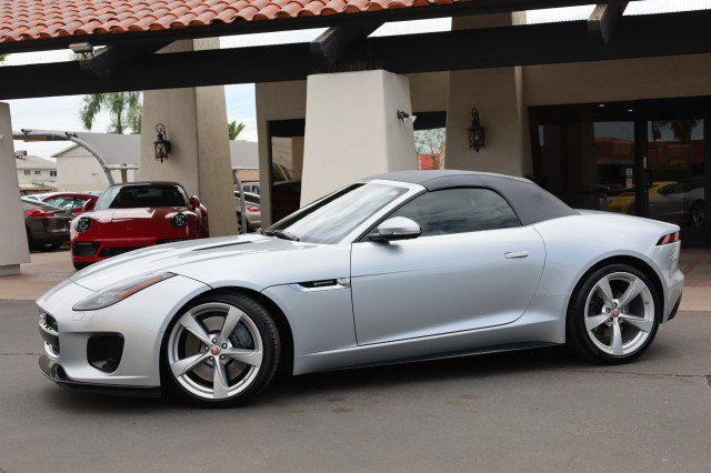 Used 2019 Jaguar F-TYPE R-Dynamic RWD image 57