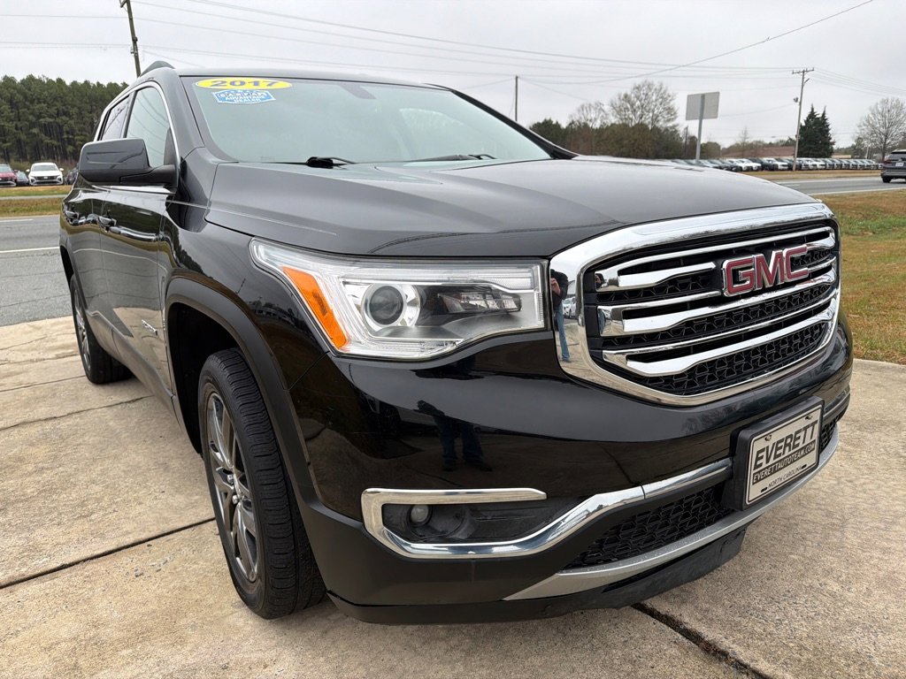 Used 2017 GMC Acadia SLT image 2
