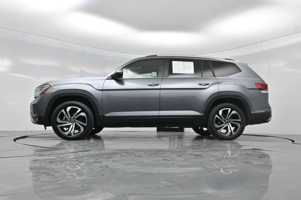 Used 2023 Volkswagen Atlas SEL AWD/4WD image 57