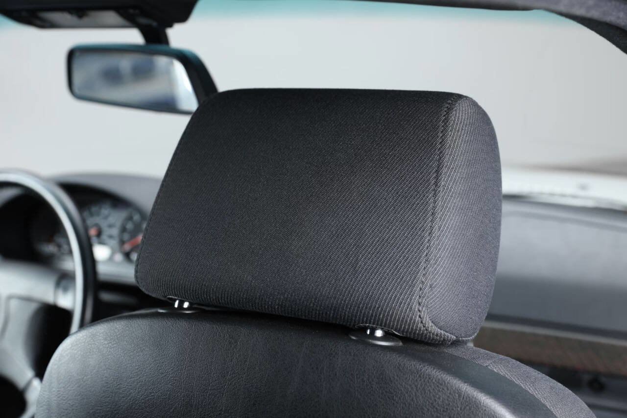 Used 1995 BMW M3 Coupe image 22