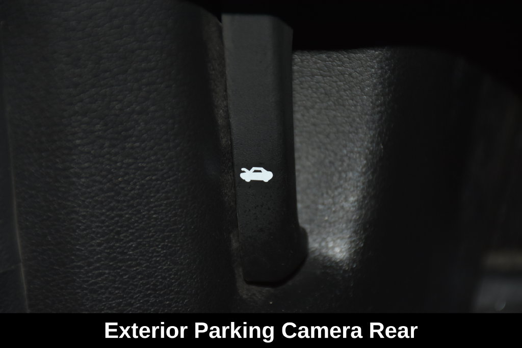 Used 2022 Hyundai Santa Fe SEL w/ Convenience + Premium Package AWD/4WD image 16