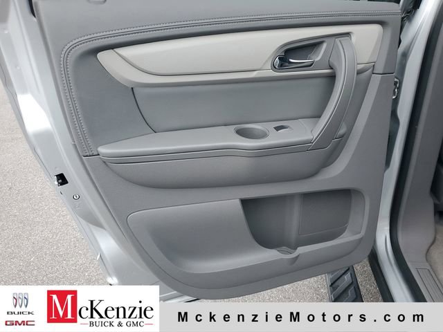 Used 2017 Chevrolet Traverse LT FWD image 24