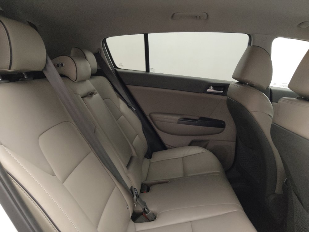 Used 2017 Kia Sportage EX image 19