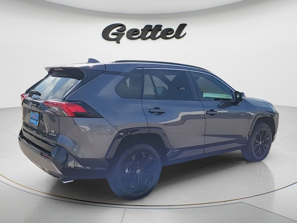 Certified 2022 Toyota RAV4 SE w/ SE Grade Weather Package AWD/4WD image 16