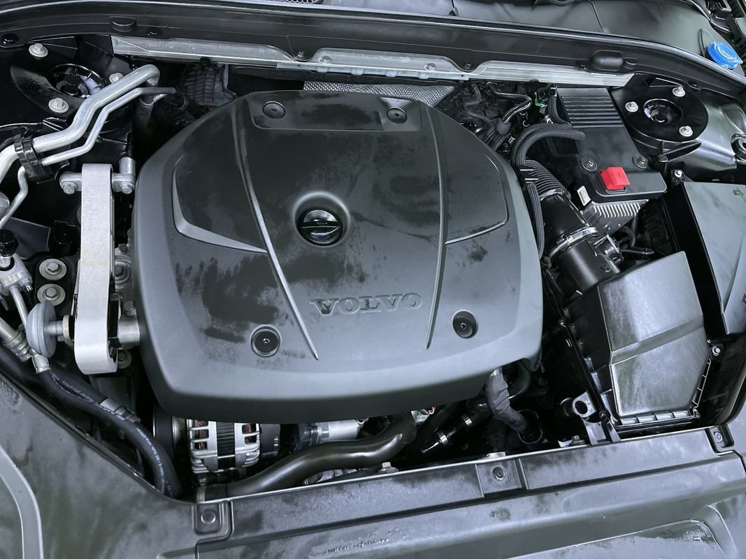 Used 2018 Volvo S90 T5 Momentum w/ Convenience Package FWD image 31