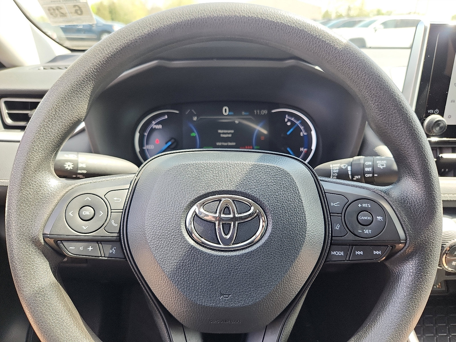 Used 2024 Toyota RAV4 XLE image 19