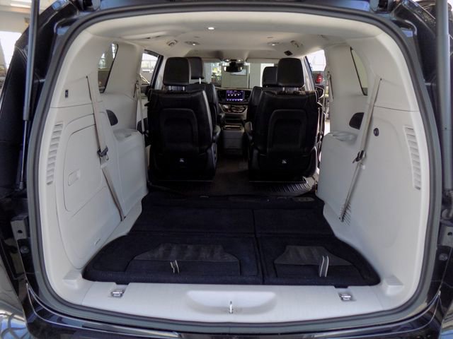 Used 2022 Chrysler Pacifica Touring-L image 30