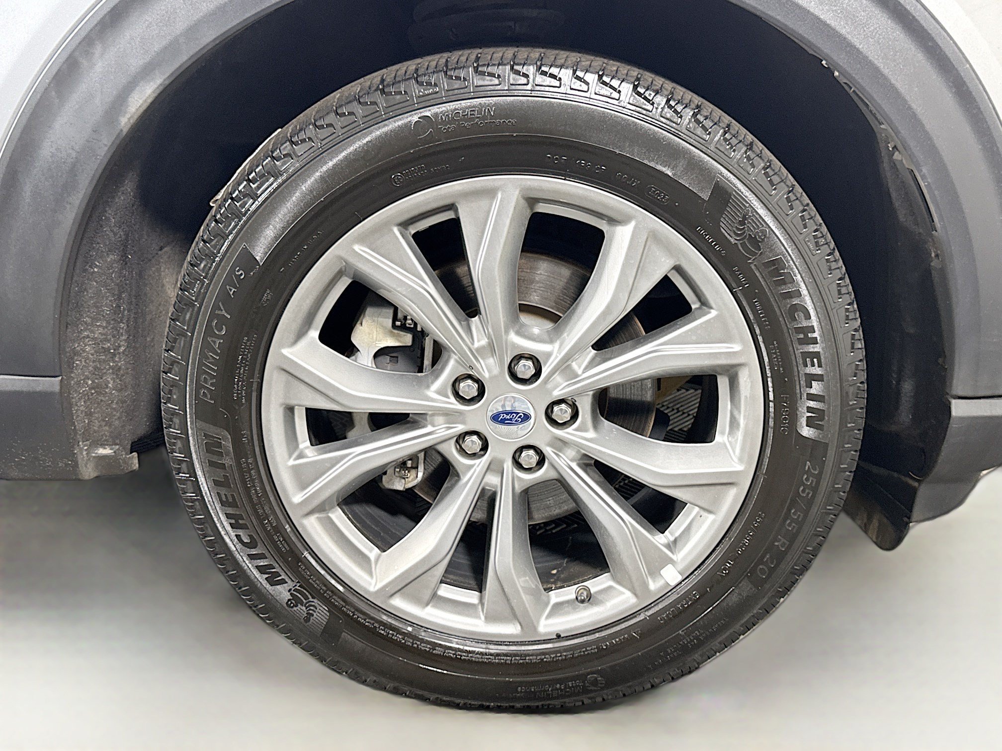 Used 2023 Ford Explorer XLT w/ Equipment Group 202A RWD image 32