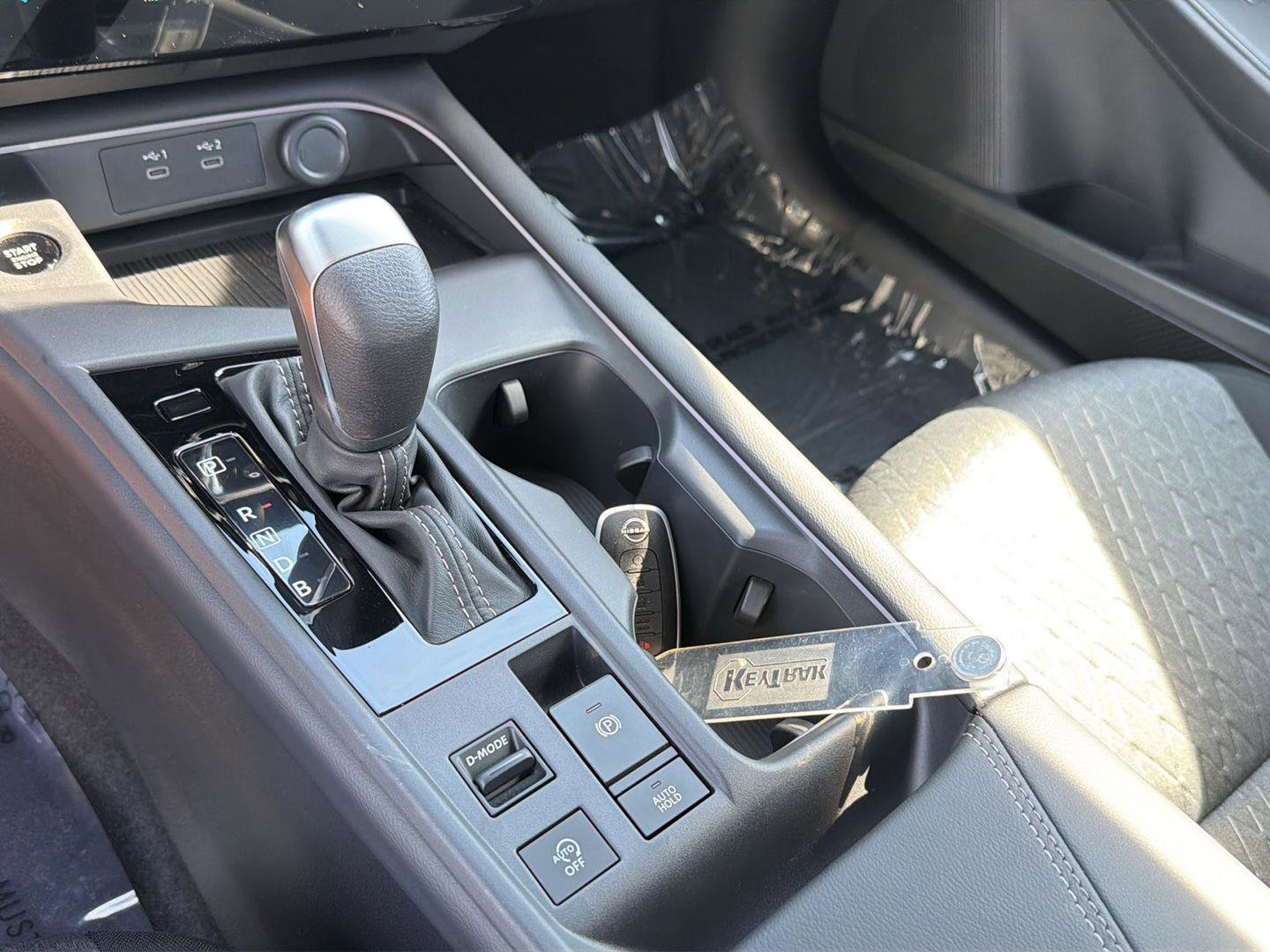 New 2026 Nissan Sentra SV w/ SV Convenience Package FWD image 28