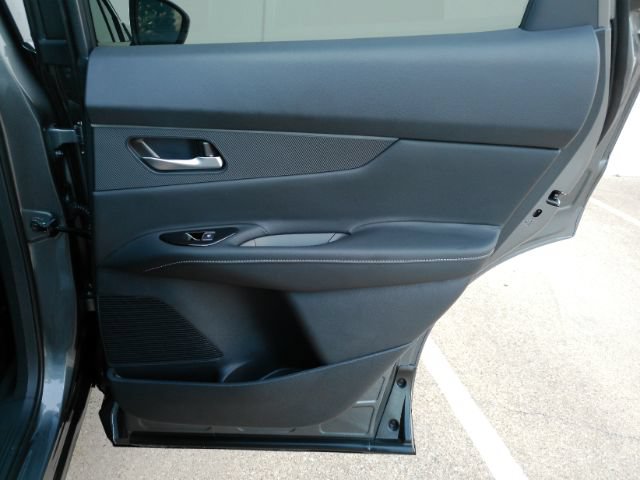 Used 2025 Nissan Murano SV w/ Cargo Package AWD/4WD image 21