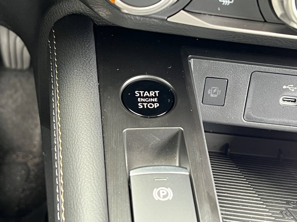 New 2025 Nissan Kicks SV w/ SV Premium Package AWD/4WD image 22