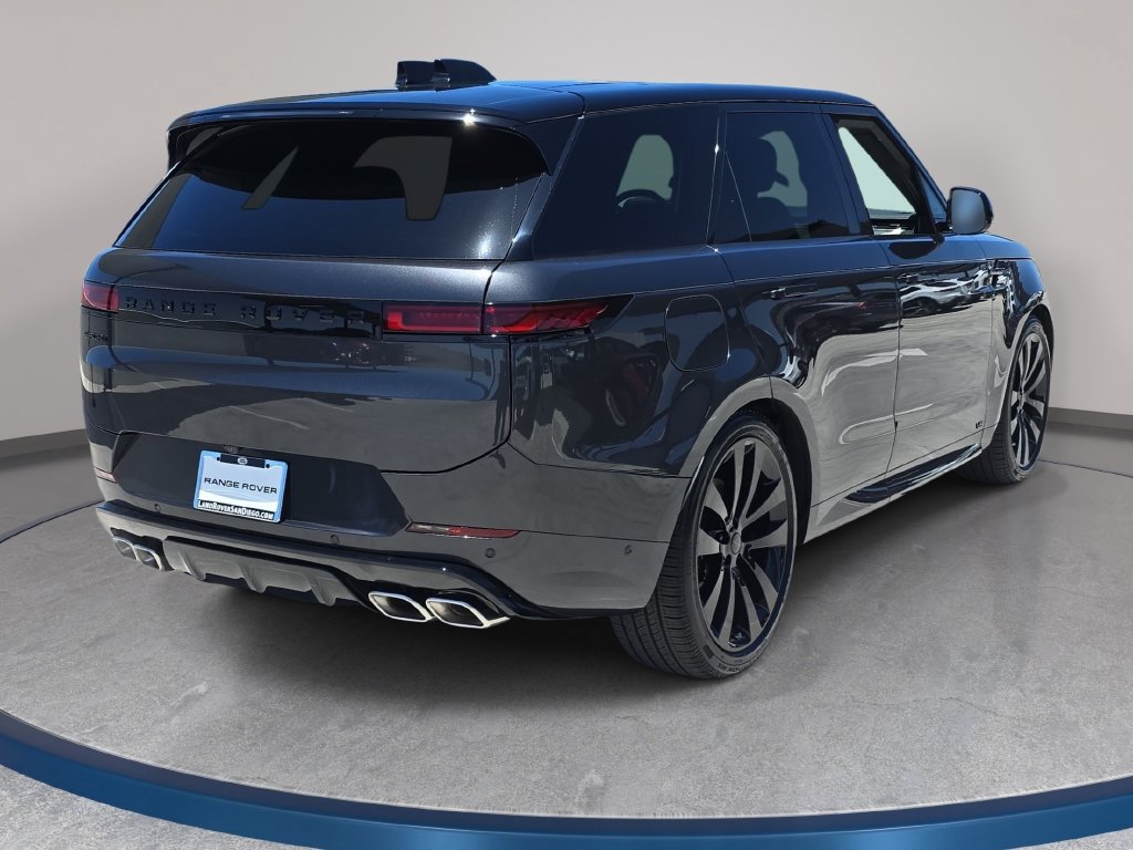 New 2026 Land Rover Range Rover Sport Dynamic SE AWD/4WD image 5