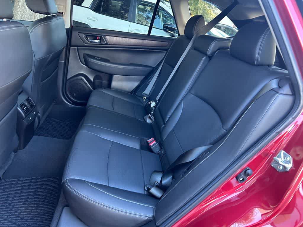 Used 2016 Subaru Outback 2.5i Limited AWD/4WD image 14
