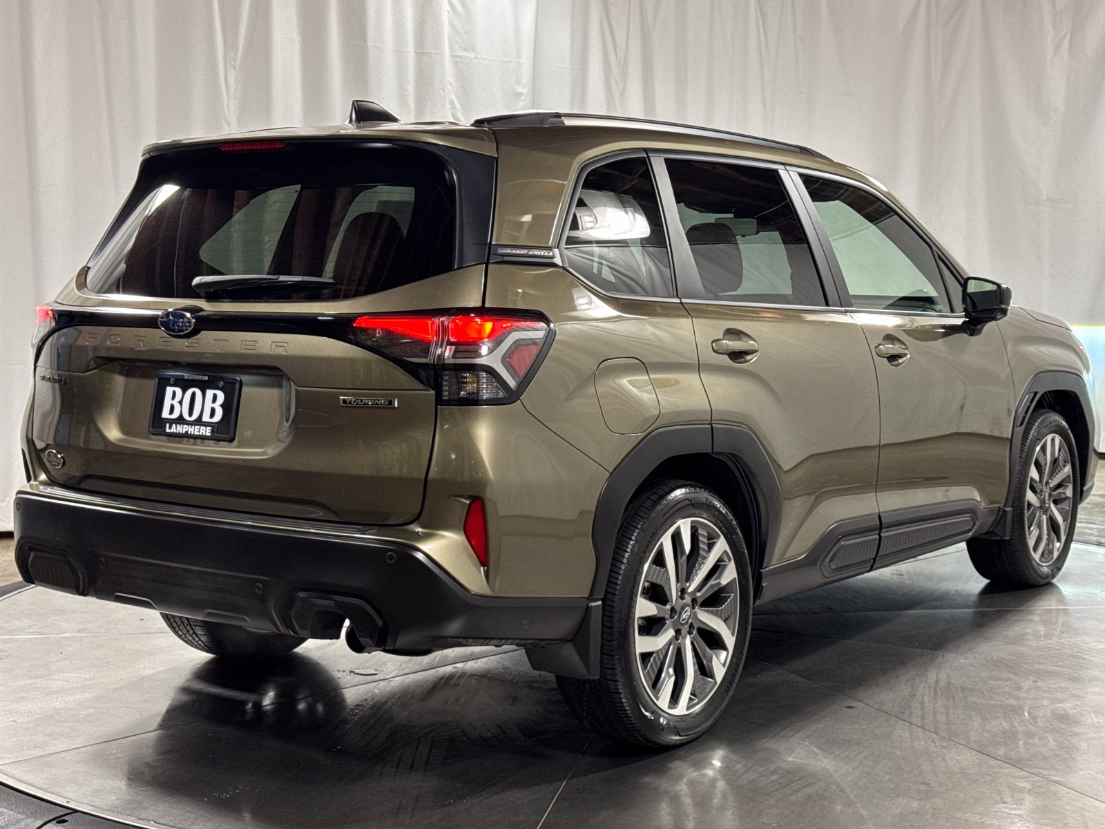Used 2025 Subaru Forester Touring w/ Popular Package - Touring AWD/4WD image 10