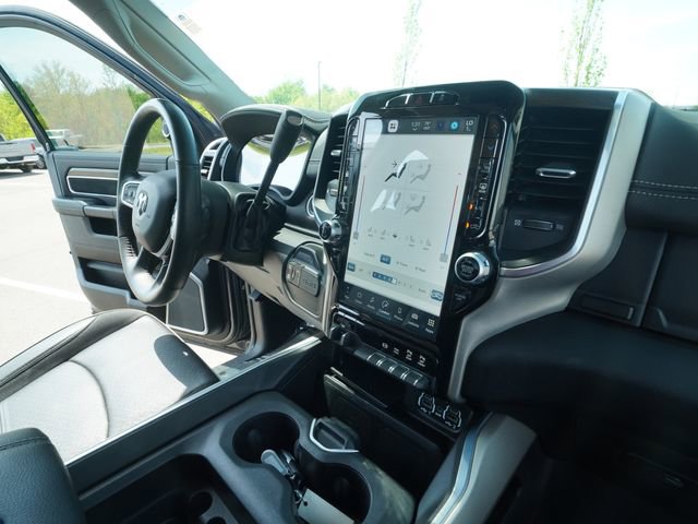 Used 2024 RAM 2500 Laramie image 32