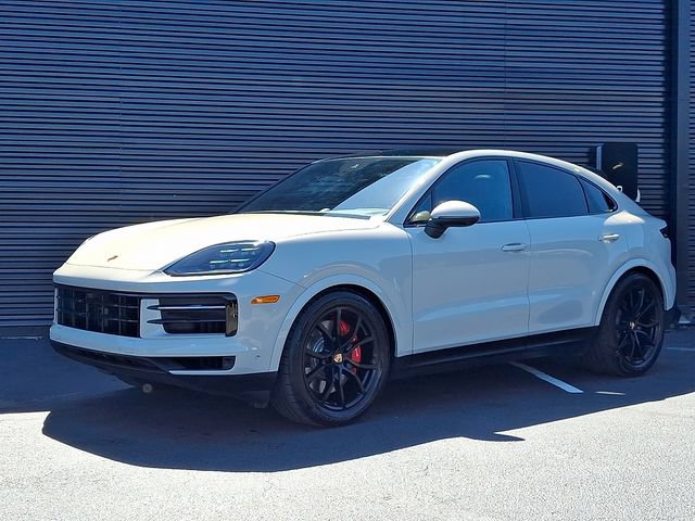 Certified 2026 Porsche Cayenne S AWD/4WD image 1