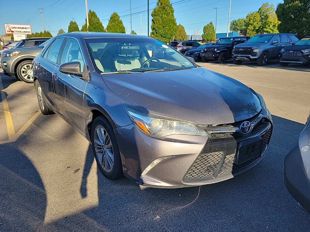 Used 2016 Toyota Camry SE FWD image 3