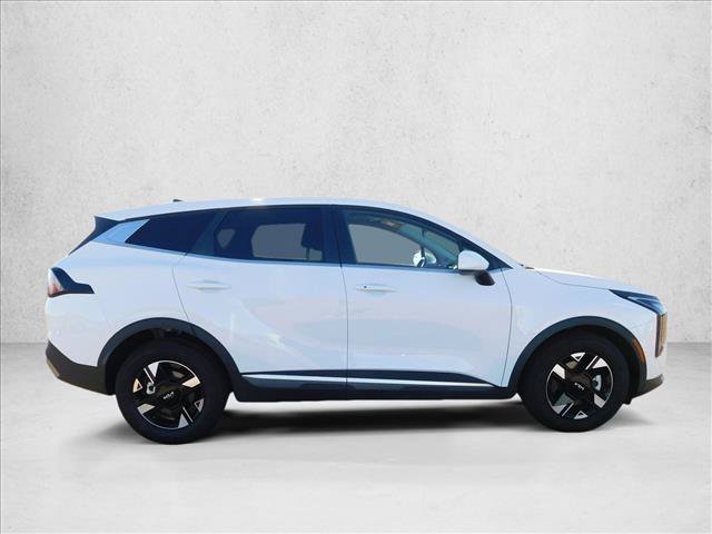 Used 2026 Kia Sportage LX FWD image 7