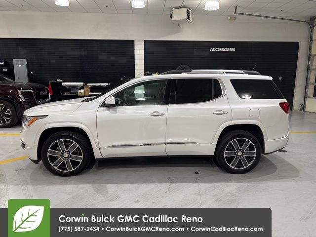 Used 2017 GMC Acadia Denali w/ Technology Package AWD/4WD image 5