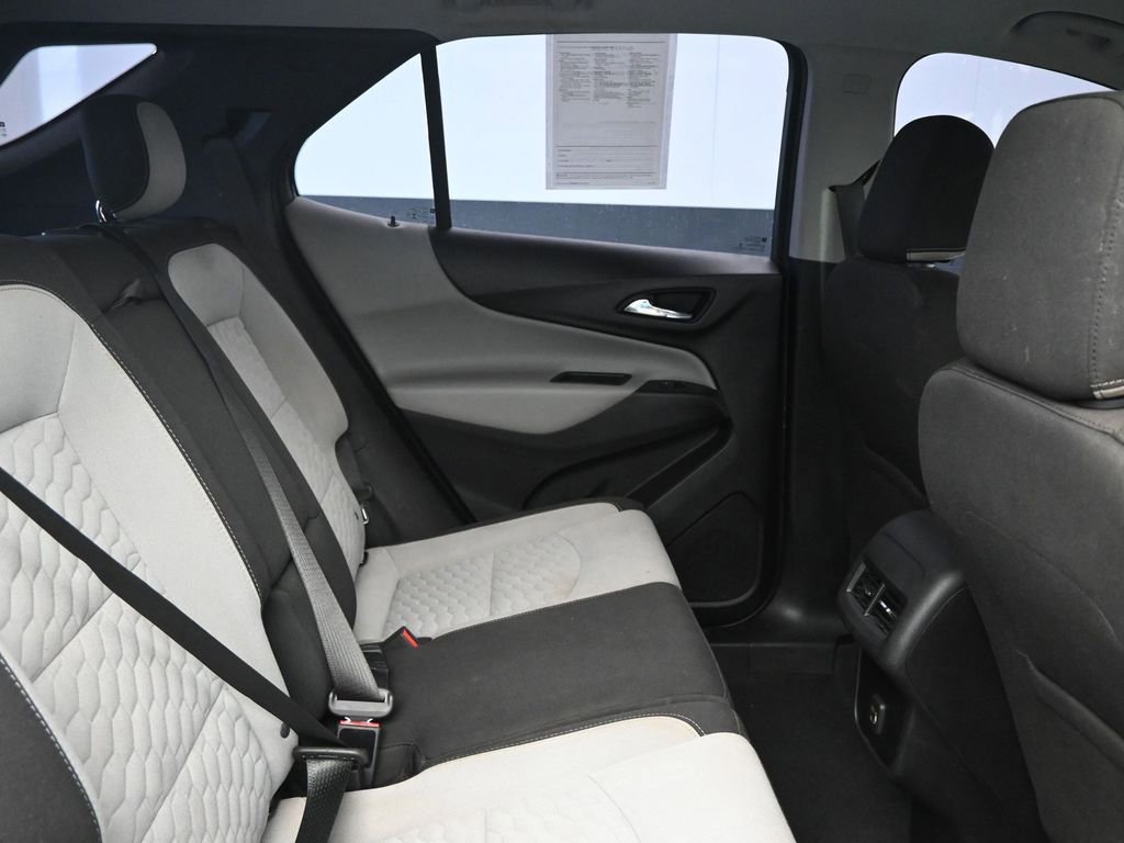 Used 2019 Chevrolet Equinox LS FWD image 13