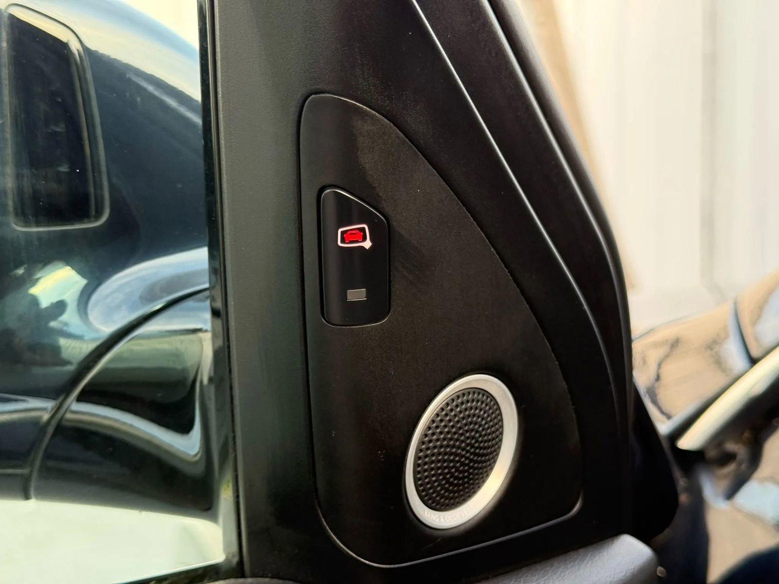 Used 2017 Audi Q5 2.0T Premium Plus w/ Technology Package image 32