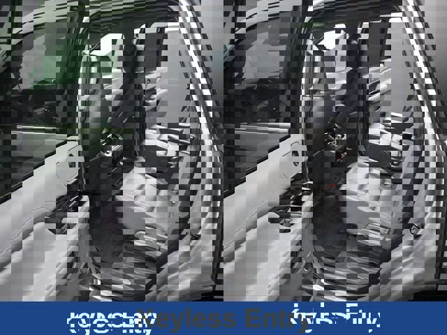 Used 2021 Lincoln Navigator Reserve AWD/4WD image 18