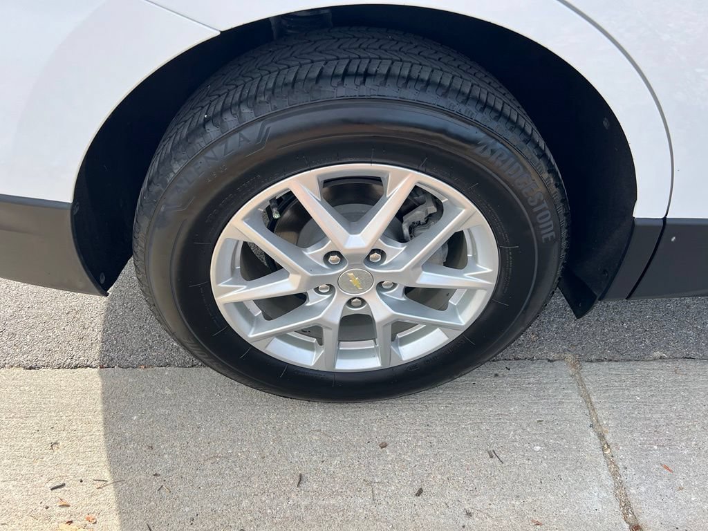 Used 2022 Chevrolet Equinox LS w/ LS Convenience Package FWD image 10