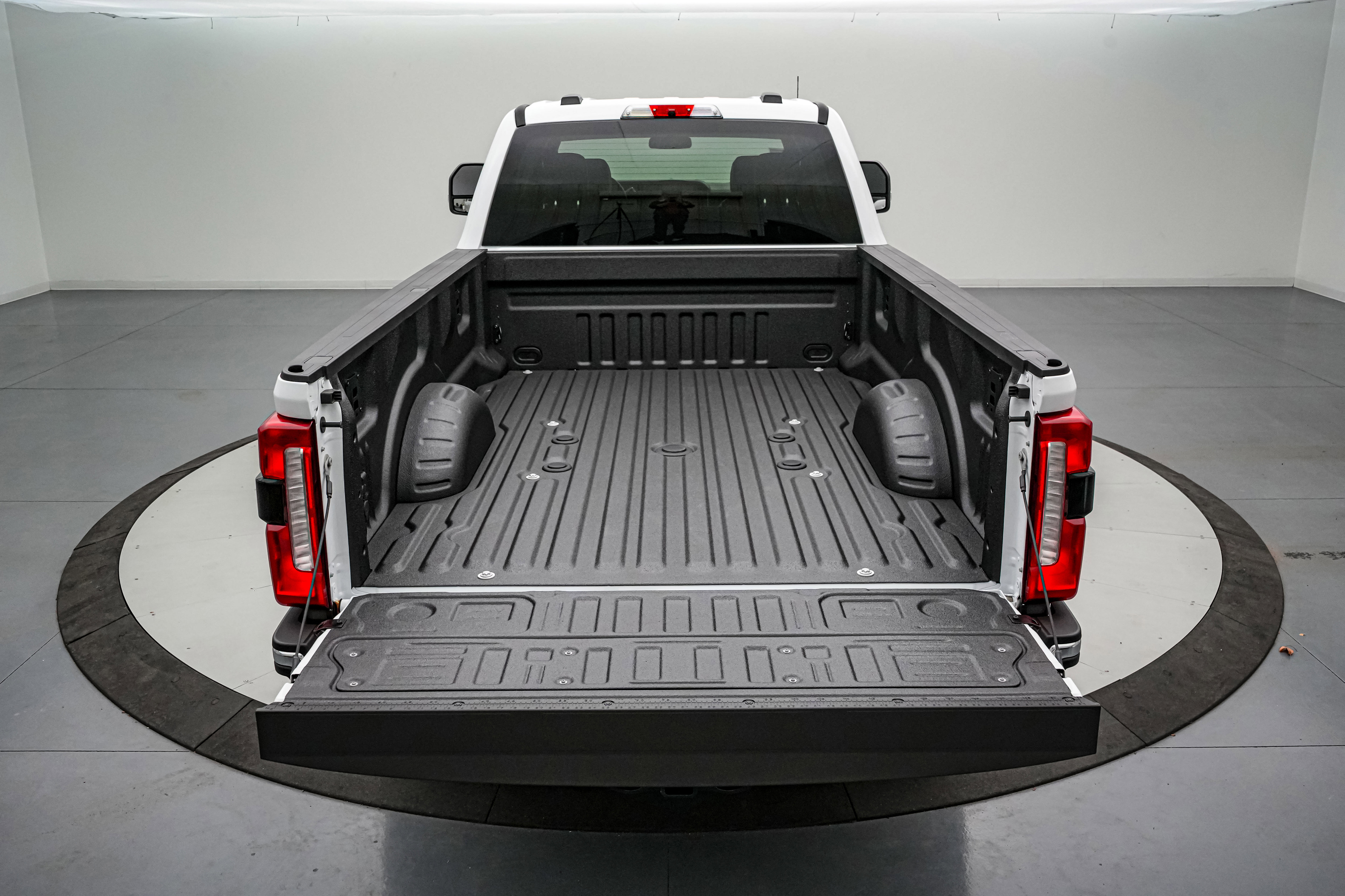 New 2026 Ford F350 Lariat image 6