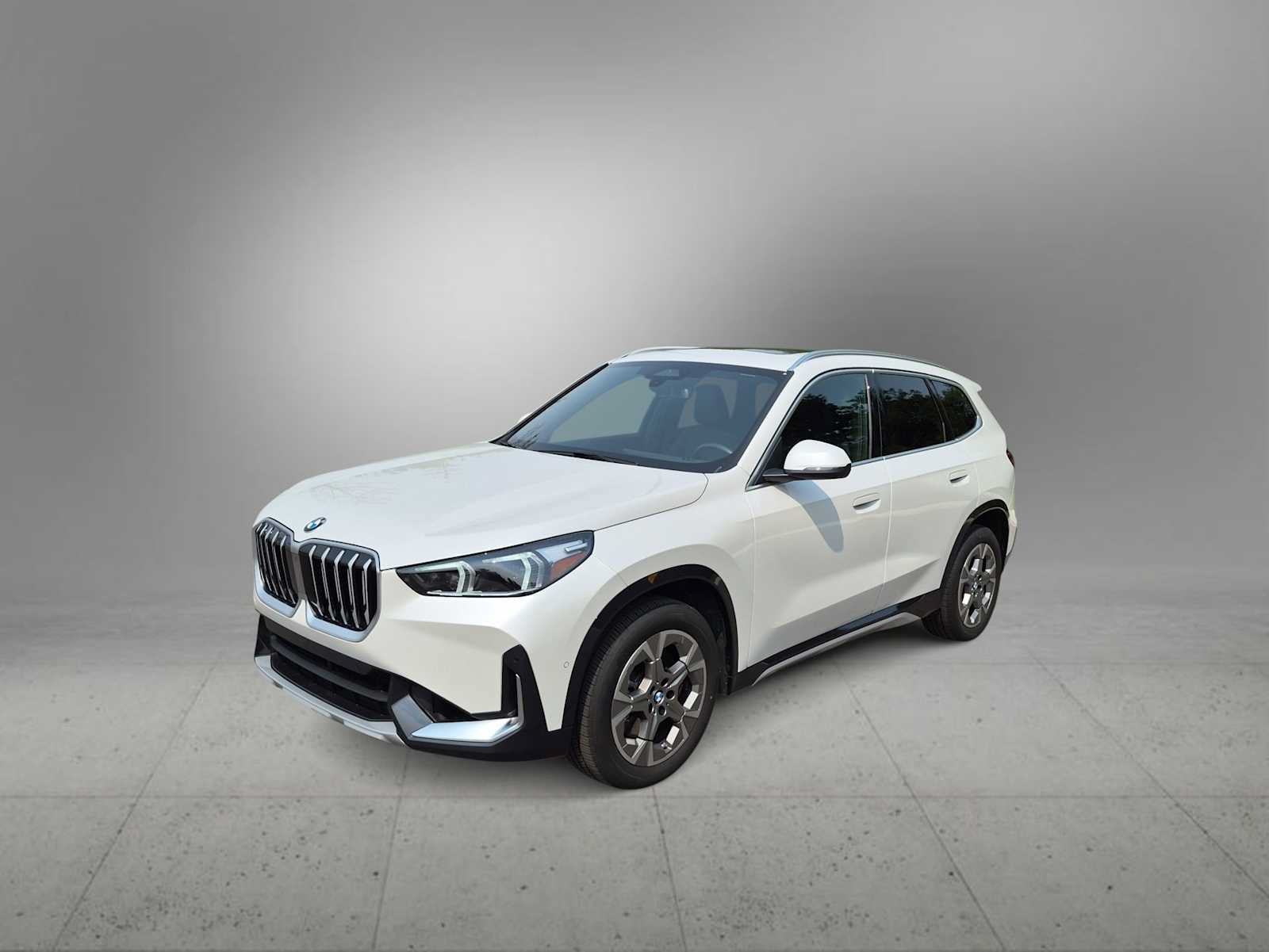 New 2026 BMW X1 xDrive28i AWD/4WD image 4