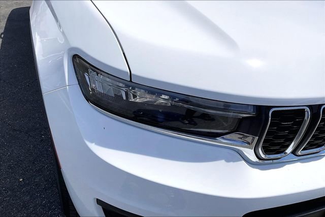 Used 2025 Jeep Grand Cherokee L Laredo w/ Luxury Tech Group I image 27