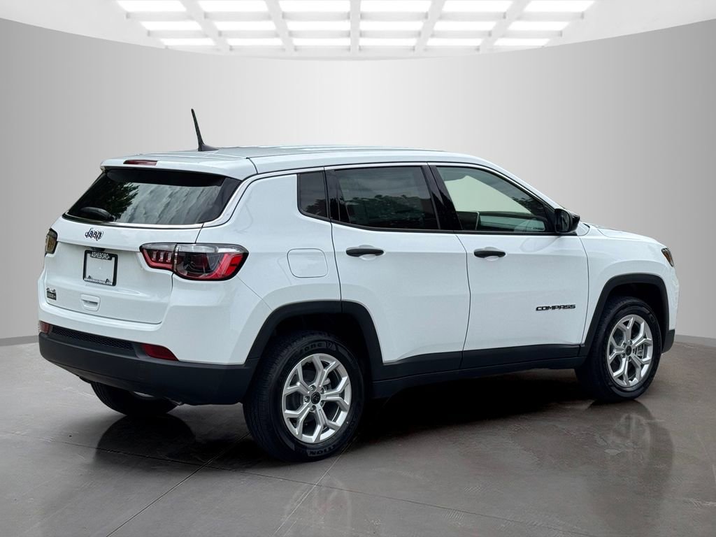 New 2025 Jeep Compass Sport image 8
