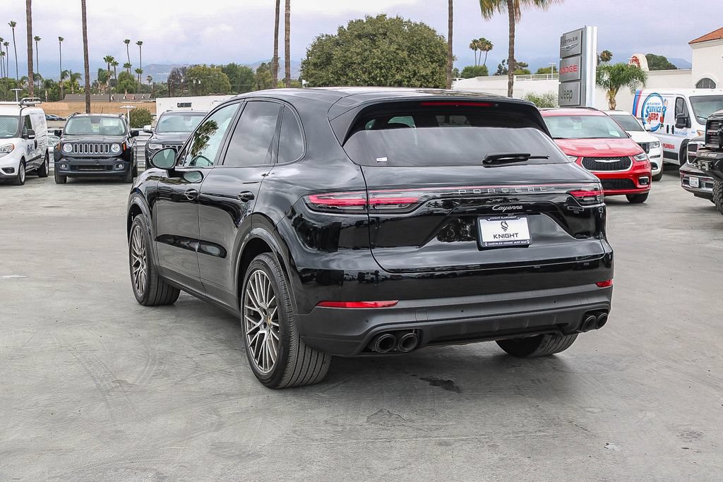Used 2022 Porsche Cayenne Platinum Edition AWD/4WD image 7