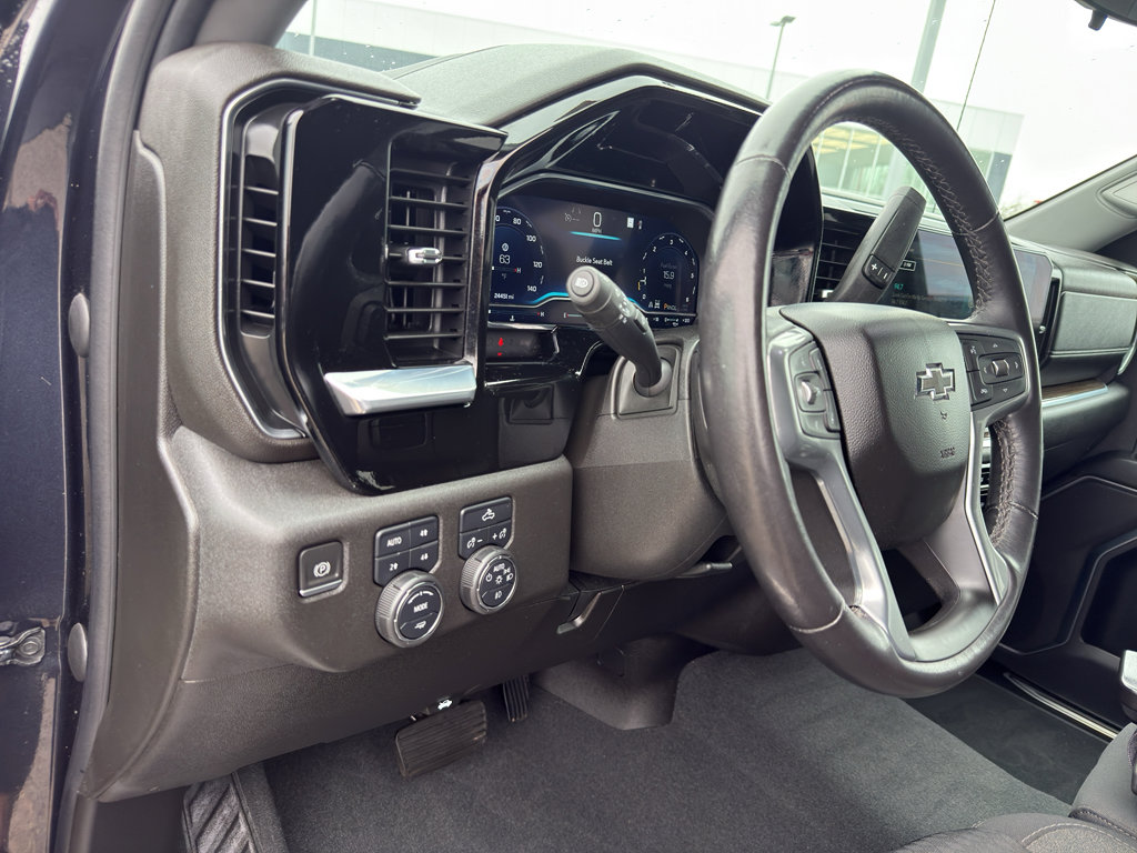 Used 2022 Chevrolet Silverado 1500 RST image 15