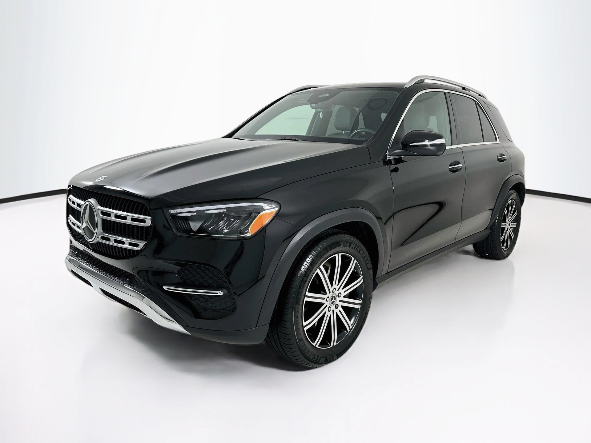 Certified 2026 Mercedes-Benz GLE 350 4MATIC image 3