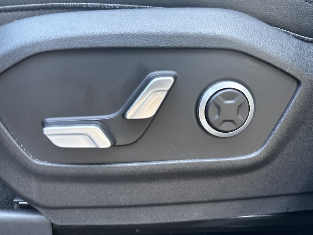 Certified 2024 Hyundai Santa Fe Limited FWD image 12
