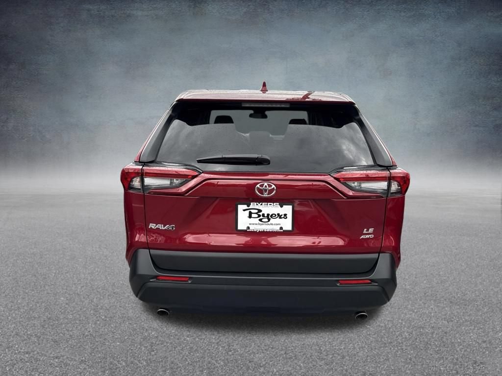 Used 2025 Toyota RAV4 LE AWD/4WD image 5