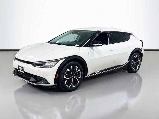 Certified 2022 Kia EV6 Wind image 3