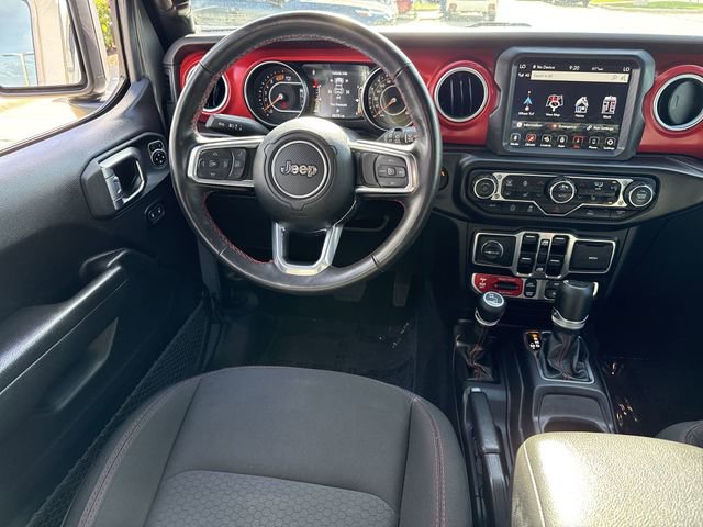 Used 2023 Jeep Wrangler Unlimited Rubicon w/ Cold Weather Group AWD/4WD image 10