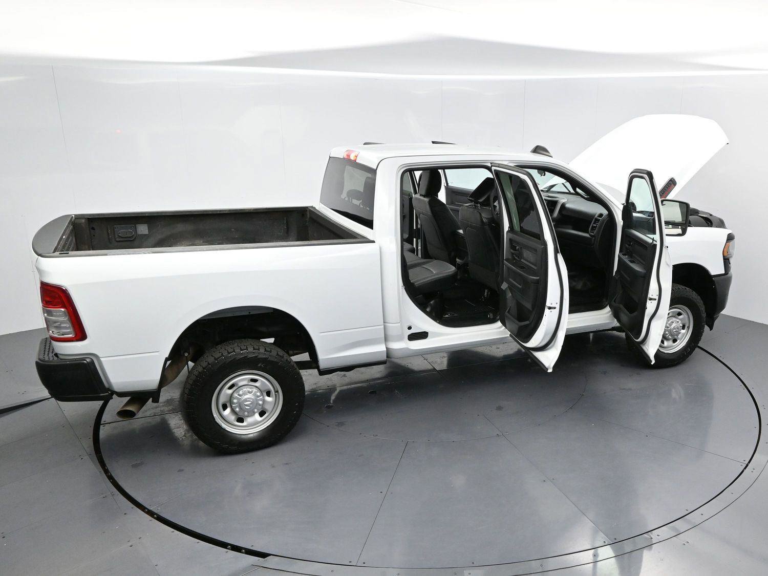 Used 2024 RAM 2500 Tradesman image 18