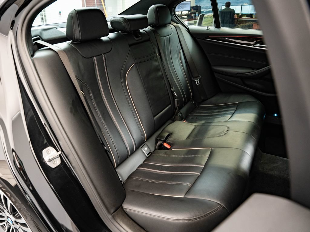 Used 2019 BMW 540i RWD image 46