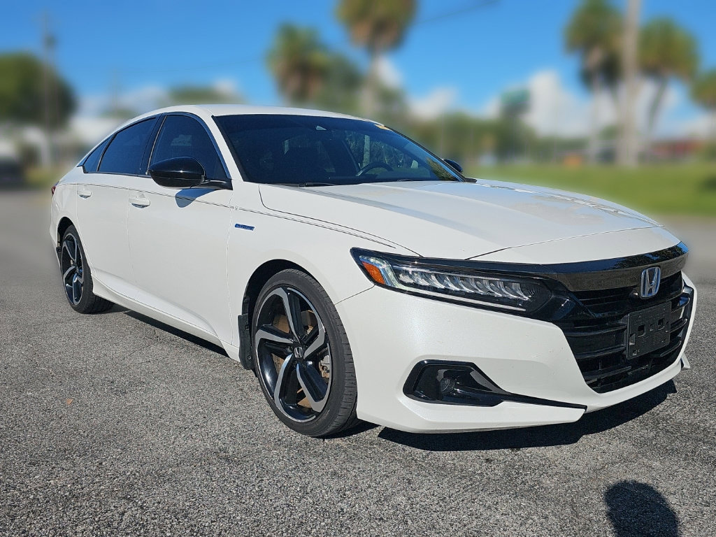 Used 2022 Honda Accord Sport image 3