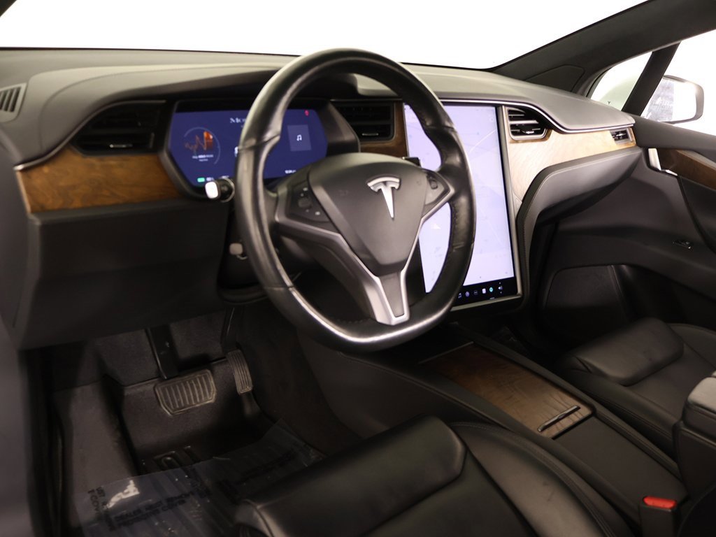 Used 2020 Tesla Model X Long Range image 24