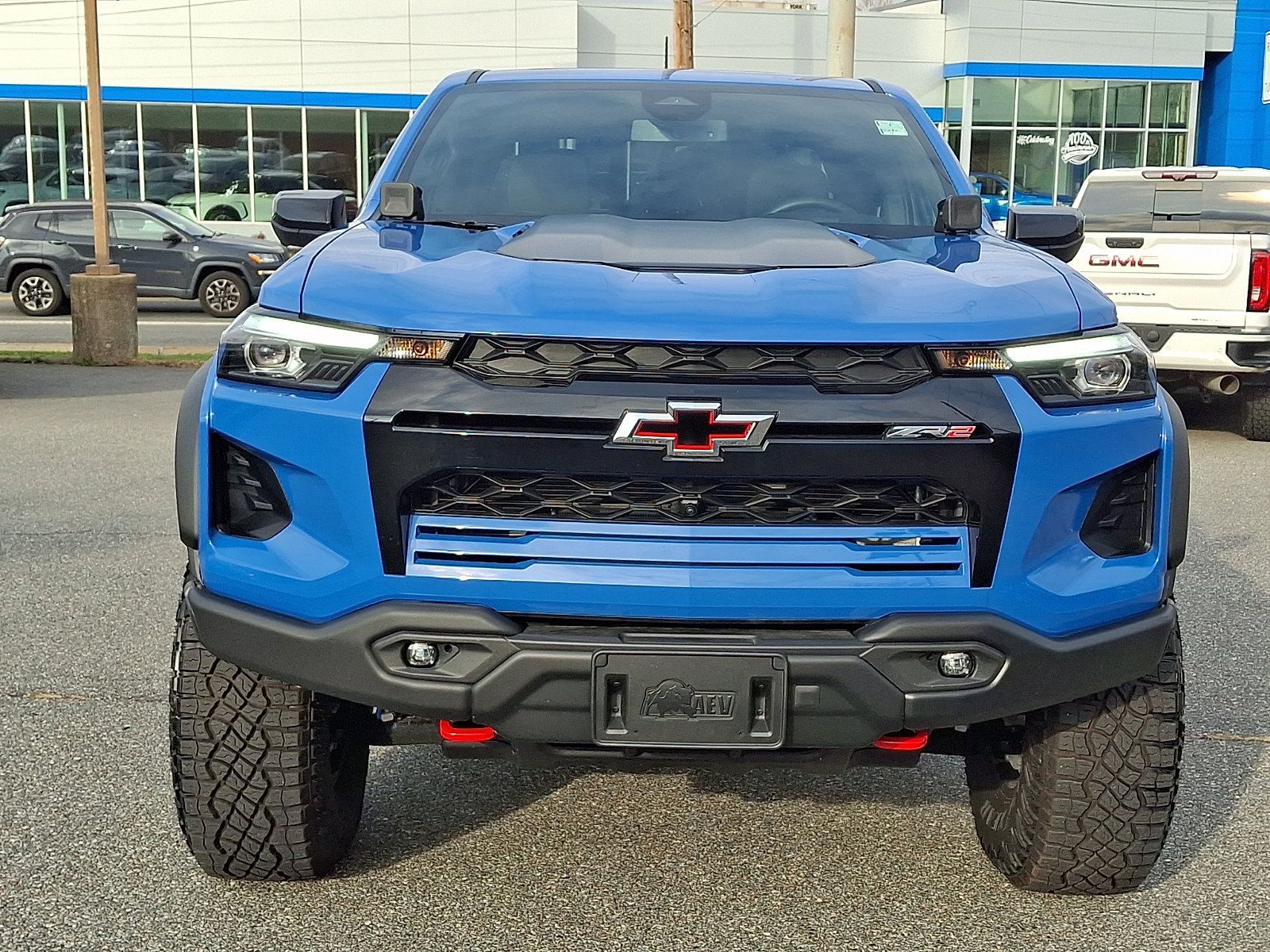 Used 2025 Chevrolet Colorado ZR2 w/ ZR2 Bison Edition image 2